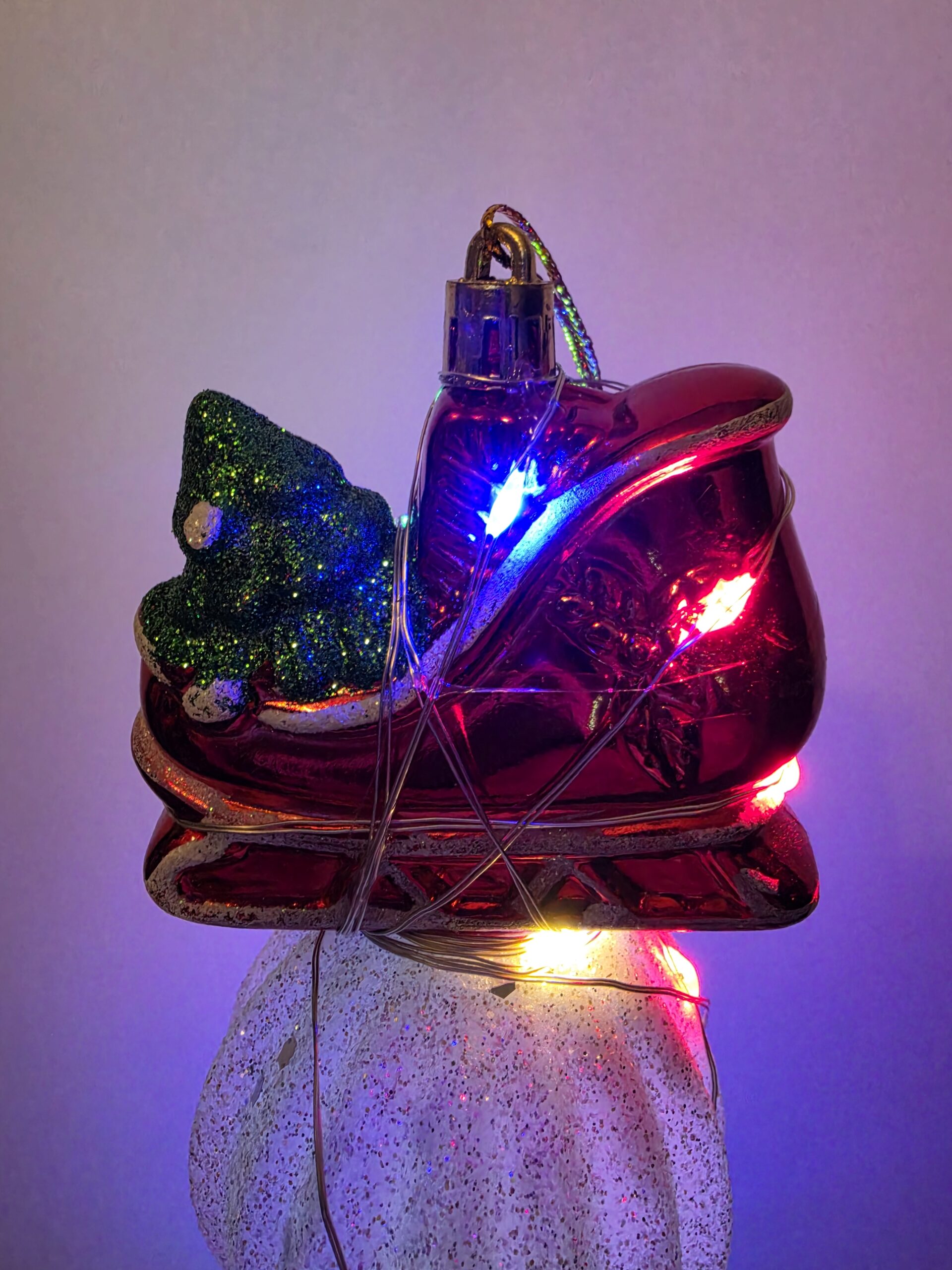 Small Bulb Dowel - red, green & white bulbs with santas sleigh ornament topper - multi-color LED lights - Image 4