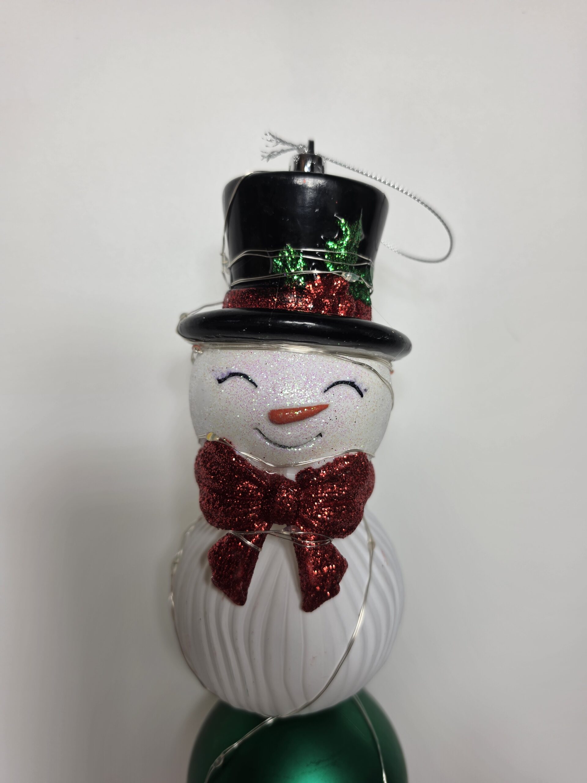 Large Bulb Dowel - red white & green bulbs with snowman ornament topper - multi-color LED lights - Image 3